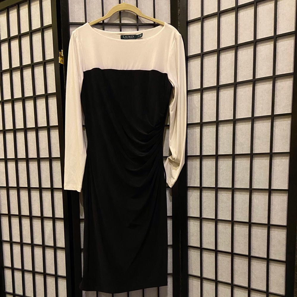 Ralph Lauren Black & White Dress. Excellent Condition. Worn Once. Size 8/10.